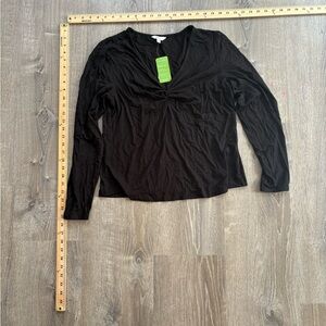 New Reitmans Black Long Sleeve Women's Top